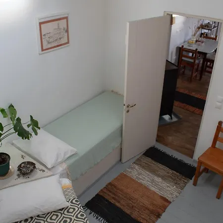 Ataraxia Aroniadhiánika